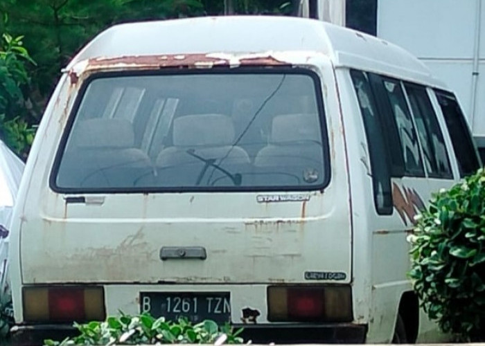 Apa Kabar Mobnas Aset Bagian Umum Diduga Disalahgunakan? Ini Penampakannya di Parkiran