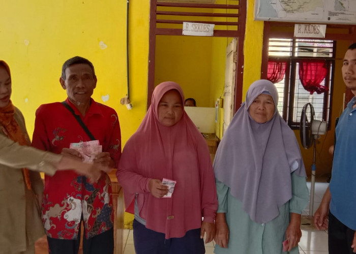 BLT DD Juli-Agustus Cair, 11 KPM Bajak III Terima Rp400 Ribu