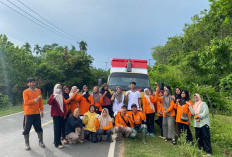 Diguyur Hujan, DLH Bengkulu Tengah Tetap Bersih-bersih, Sampah Pampers Mendominasi