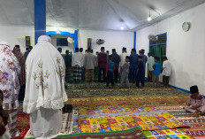 Pemda Bengkulu Tengah Gelar Tarawih Keliling di Tanjung Raman, Kades Apresiasi Kehadiran OPD