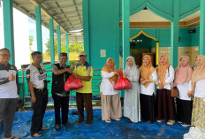 Kemenag Bengkulu Tengah Sembelih 6 Ekor Sapi Kurban, 1 Ekor Lainnya Diserahkan ke Warga
