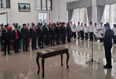 10 Pejabat JPT Pratama Bengkulu Tengah Resmi Dilantik, Bupati Minta Loyal dan Maksimal Bekerja