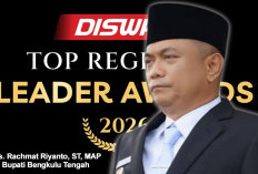 Jelang HUT Bengkulu Tengah, Bupati Rachmat Diganjar Penghargaan Disway Top Regional Leader Awards 2026
